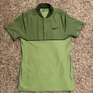 Nike Golf  Modern Fit Blade collar polo